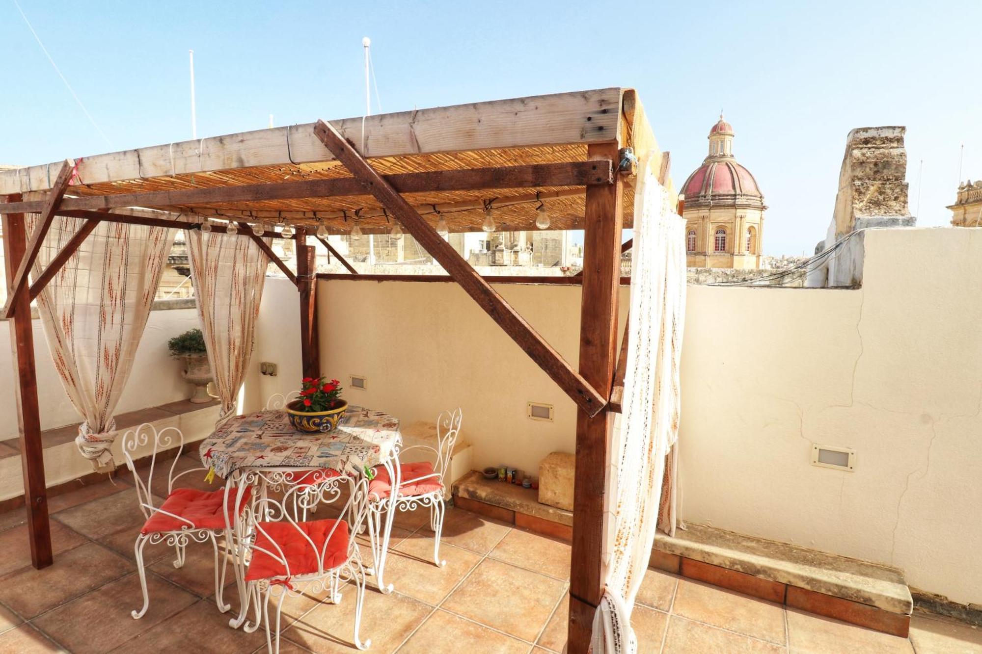 The Knight - Heritage & Art Home At Birgu Square Exterior foto