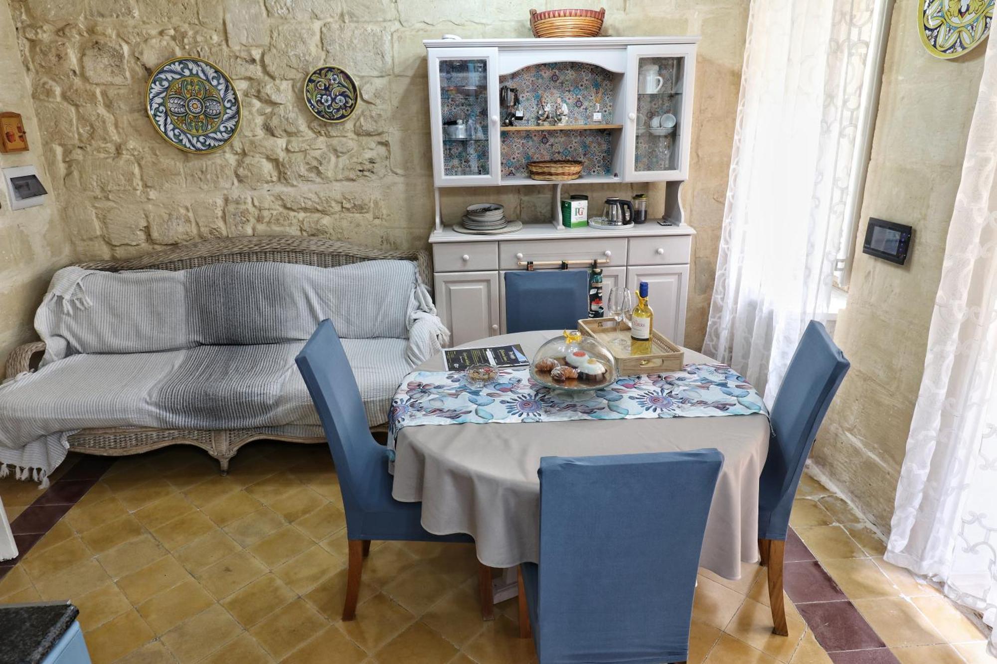 The Knight - Heritage & Art Home At Birgu Square Exterior foto