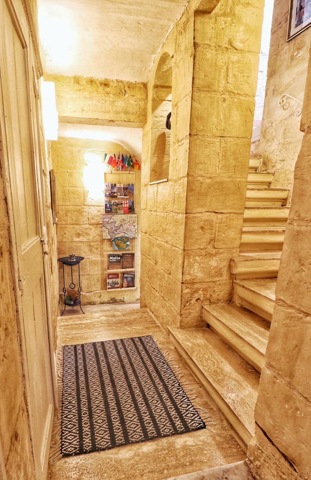 The Knight - Heritage & Art Home At Birgu Square Exterior foto